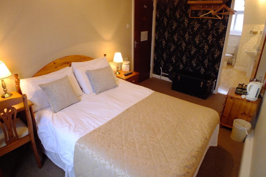 The York Priory Hotel Екстериор снимка
