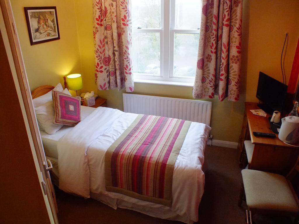 The York Priory Hotel Стая снимка