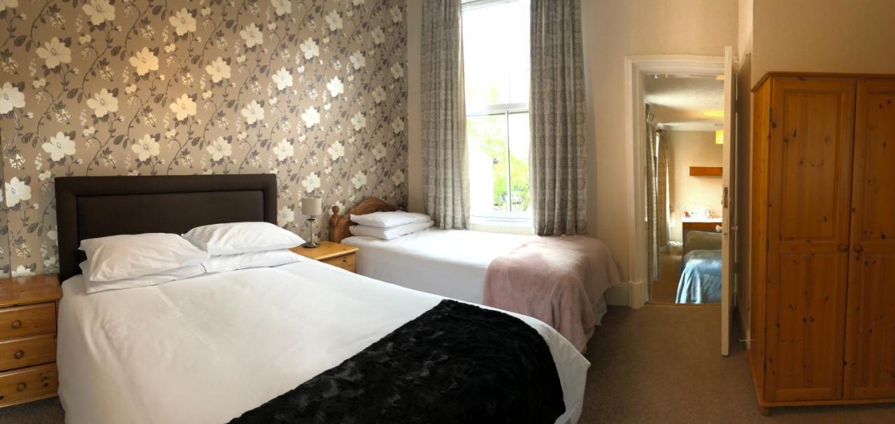 The York Priory Hotel Екстериор снимка